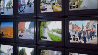 I tried exploring a real-time generated AI world, and it was like walking through the uncanny valley