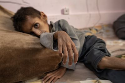 Macron threatens sanctions on Israelis over ‘untenable’ Gaza aid crisis