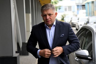 Slovakia’s PM slams judge over conviction of central bank boss