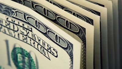 5 Stocks Turn $10,000 Into $52,842 In 5 Months