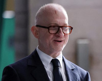 Burberry pays new boss almost £2.6m in nine months while axing jobs