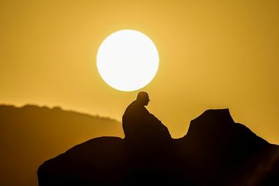 No Permit, No Hajj: Saudi Intensifies Crackdown After Heat Deaths