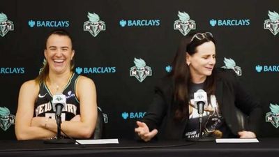 Sabrina Ionescu Hilariously Name-Dropped SGA During Reporter’s Question About Fouls