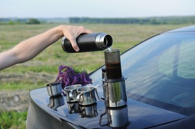 7 Things You Should Never Sit On Top Of Your Car
