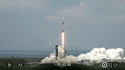 SpaceX launches advanced GPS satellite for US Space Force in record-short turnaround