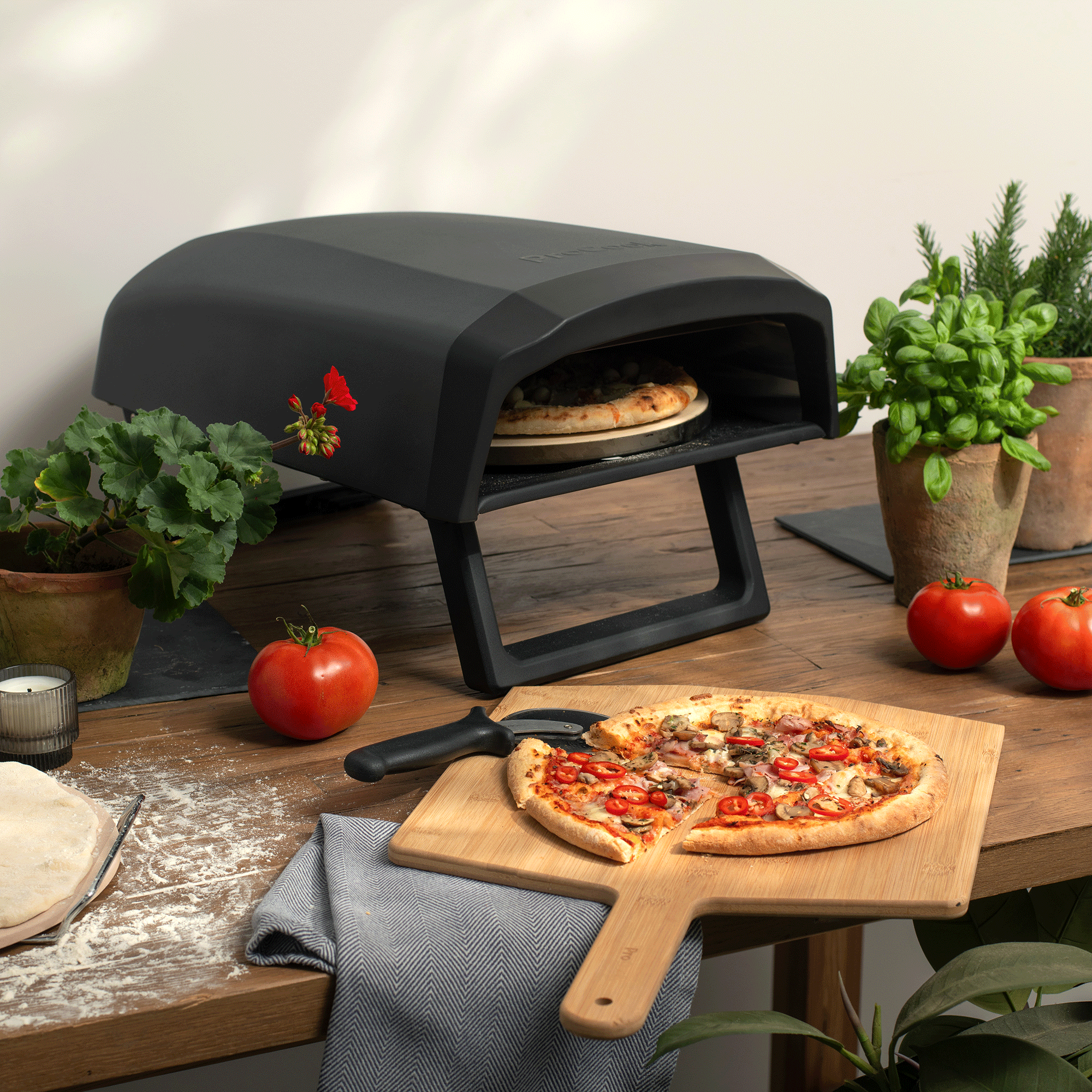 ProCook's new outdoor pizza oven has a star price tag and includes a feature I wish every gas pizza oven had