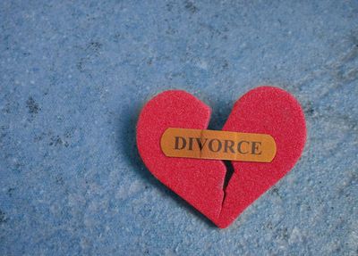 5 Undeniable Signs Your Relationship Won’t Survive Marriage