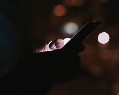 Gambling company offered Melbourne man $25,000 on condition he withdraw complaint to regulator and be liable for ‘adverse media’