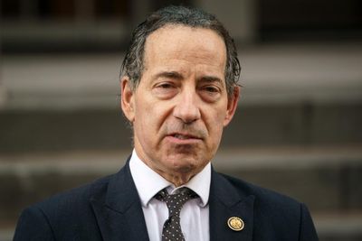 Top Democrat demands answers on Trump’s major crypto investors