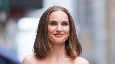 Natalie Portman's smart casual styling will change your mind about turn-up jeans if you're not convinced yet