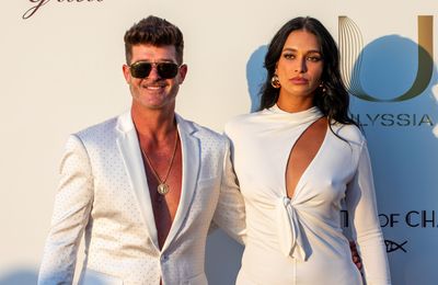 Robin Thicke and April Geary tie the knot