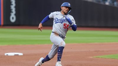 Dodgers' Mookie Betts Shares How He Fractured Toe During Trip to Bathroom
