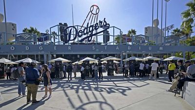 Yankees Fan Was Hit With Concrete Piece That Fell Off Dodger Stadium, Fan Says