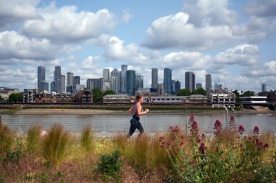 Temperatures hit 26C in warm end to UK’s sunniest spring on record