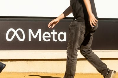 Ex-Meta Executive Says Requiring Artist Consent to Train AI Could 'Kill' UK's Tech Sector Overnight