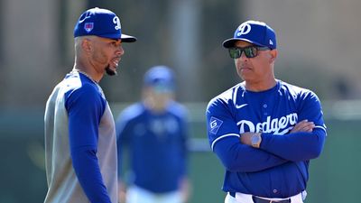 Dave Roberts Optimistic Mookie Betts Will Avoid IL Stint With Toe Fracture