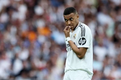 Kylian Mbappe responds to Paris Saint-Germain Champions League win with message to former teammates