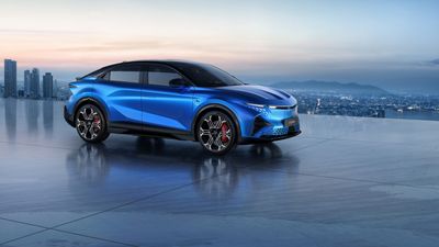 Alpine targets Porsche Macan with new A390 family EV