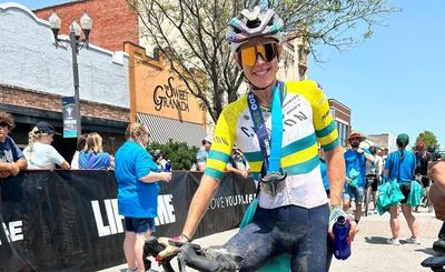 Unbound Gravel 100: Tiffany Cromwell wins second title while Hayden Christian outsprints Isaac Allred for men's victory