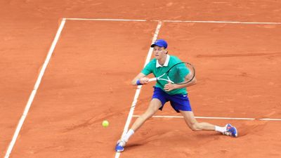 Roland Garros: Five things we learned on Day 7: Larks and a Sinner