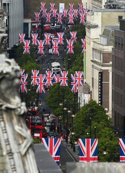 Oxford Street chaos as 'woman hit by double-decker bus and air ambulance scrambled'