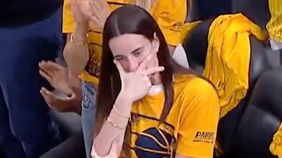 Caitlin Clark Trolled Jalen Brunson So Hard After Tyrese Haliburton's Three-Pointer
