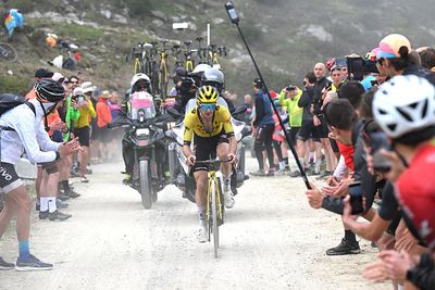 Day dreaming: how the 2025 Giro d'Italia was lost and won - Philippa York analysis