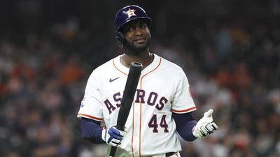 Astros GM Admits Yordan Alvarez Should've Rested Hand More to Avoid Further Injury