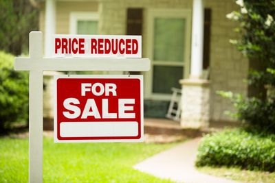 The tide is turning in the housing market as top metro areas see home prices fall ahead of a broader decline later this year