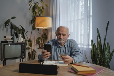7 Free Perks Retirees Forget to Collect