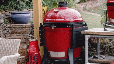 What is a kamado grill, and how do they work?