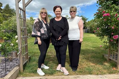 Sisters share how they ‘took control’ of weight and health issues to lose 18 stone between them