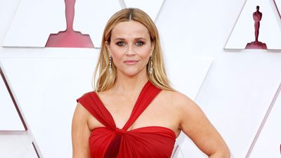 Reese Witherspoon upgrades her dressing room with this unexpected accent piece – and you can get the look beyond your closet