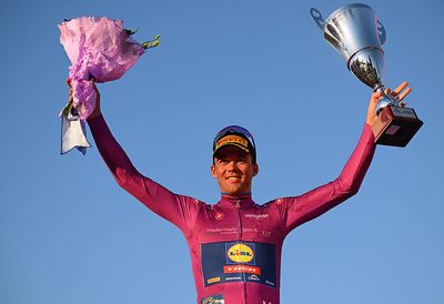 'Not a lot of teams will ever do this' – Mads Pedersen takes home ciclamino at end of Lidl-Trek's outstanding Giro d'Italia