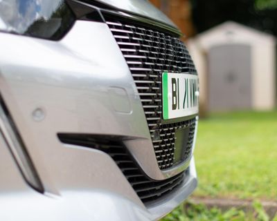 More than 130 official suppliers willing to sell cloned UK number plates, experts find