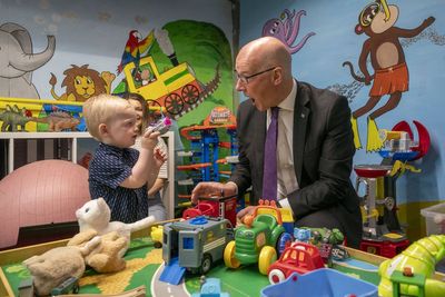 Do not take risk of importing divisive politics, Swinney tells Hamilton voters