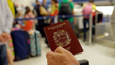 Venezuela warns citizens not to travel to 'dangerous' US and return home for safety