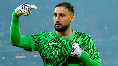 Gianluigi Donnarumma Offers Cryptic Response to Man Utd, Man City Transfer Links