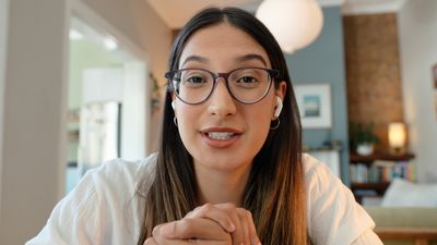Why squeezes might be making your pelvic floor symptoms worse, according to an expert physical therapist