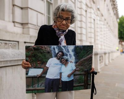 Must Laila Soueif die from her hunger strike in London before her son Alaa Abd el-Fattah is released?