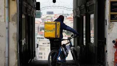 EU antitrust fines food delivery giants in landmark cartel case
