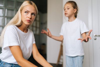10 Behaviors Your Kids Are Using To Keep You From Finding a Husband