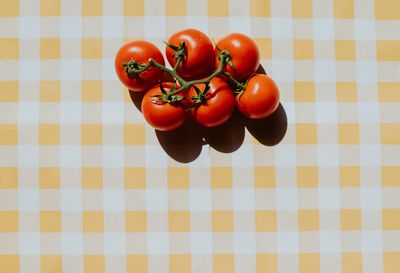 Two words: Tomato. Butter