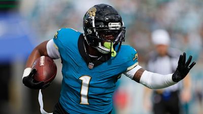 Jaguars Coach Addresses Travis Etienne Trade Rumors Ahead of 2025 Season
