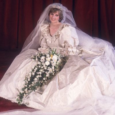 A "Lonely" Princess Diana Thanked One Unexpected Person for Their Friendship—and "Bowls of Cereal"—After Her Royal Wedding