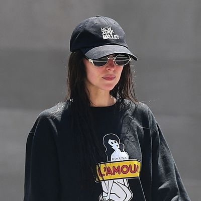 Forget the Slim Sneaker Trend—Dakota Johnson Is Committed to Chunky Nike V2Ks