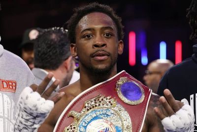 Keyshawn Davis vs Edwin de los Santos Belts On The Line