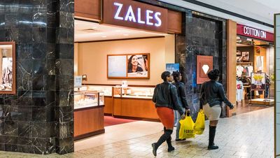 Signet Jewelers Spikes On Earnings, Outlook Thanks To 'Resilient' Consumer