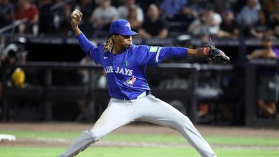 Dodgers to Sign Veteran Righty to Bolster Injury-Plagued Bullpen