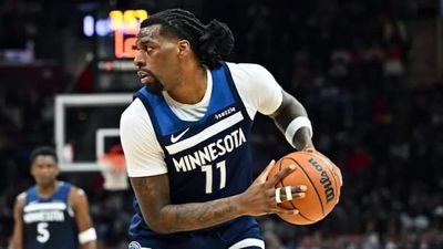 Timberwolves' Naz Reid is expected to decline his $15 million player option for 2025-26